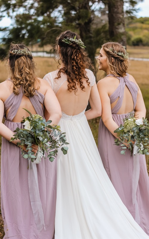 Bridesmaid Dresses: Gorgeous Ideas To Consider For Your Wedding
