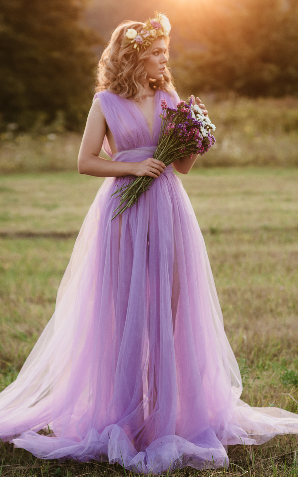27 Colourful Wedding Dresses + Expert Tips/FAQs