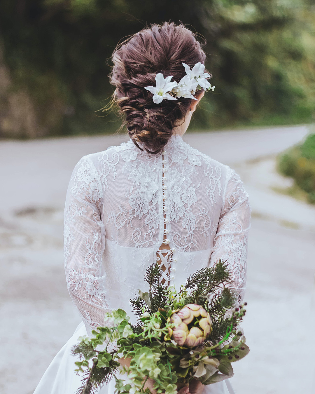 20 Stunning Elegant Wedding Hairstyles to Make You Feel Like Royalty