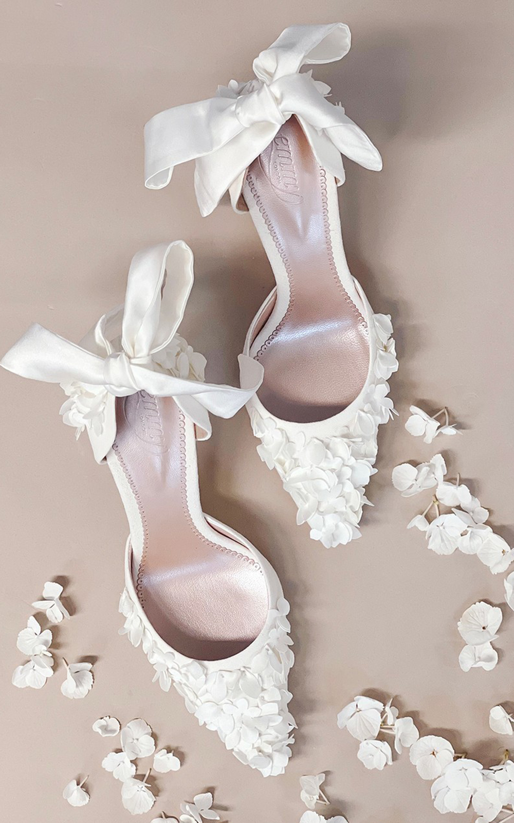 18 White Wedding Shoes: Classic Bridal Ideas + Faqs