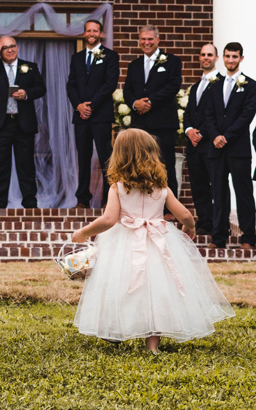 Gorgeous Flower Girl Gifts That Your Girls Will Appreciate