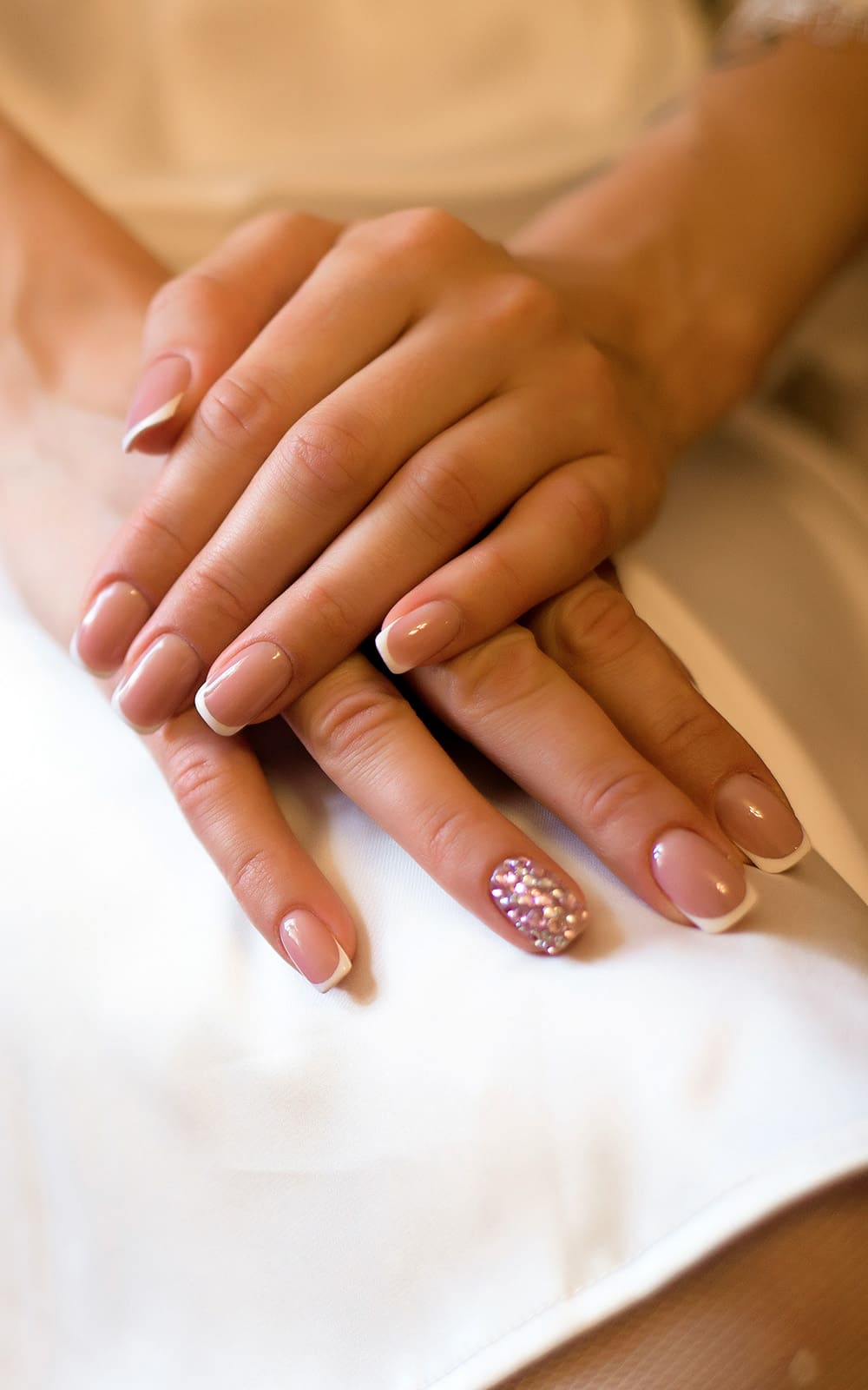 French Tip Nails: Timeless Designs, Modern Ideas, and DIY Tips