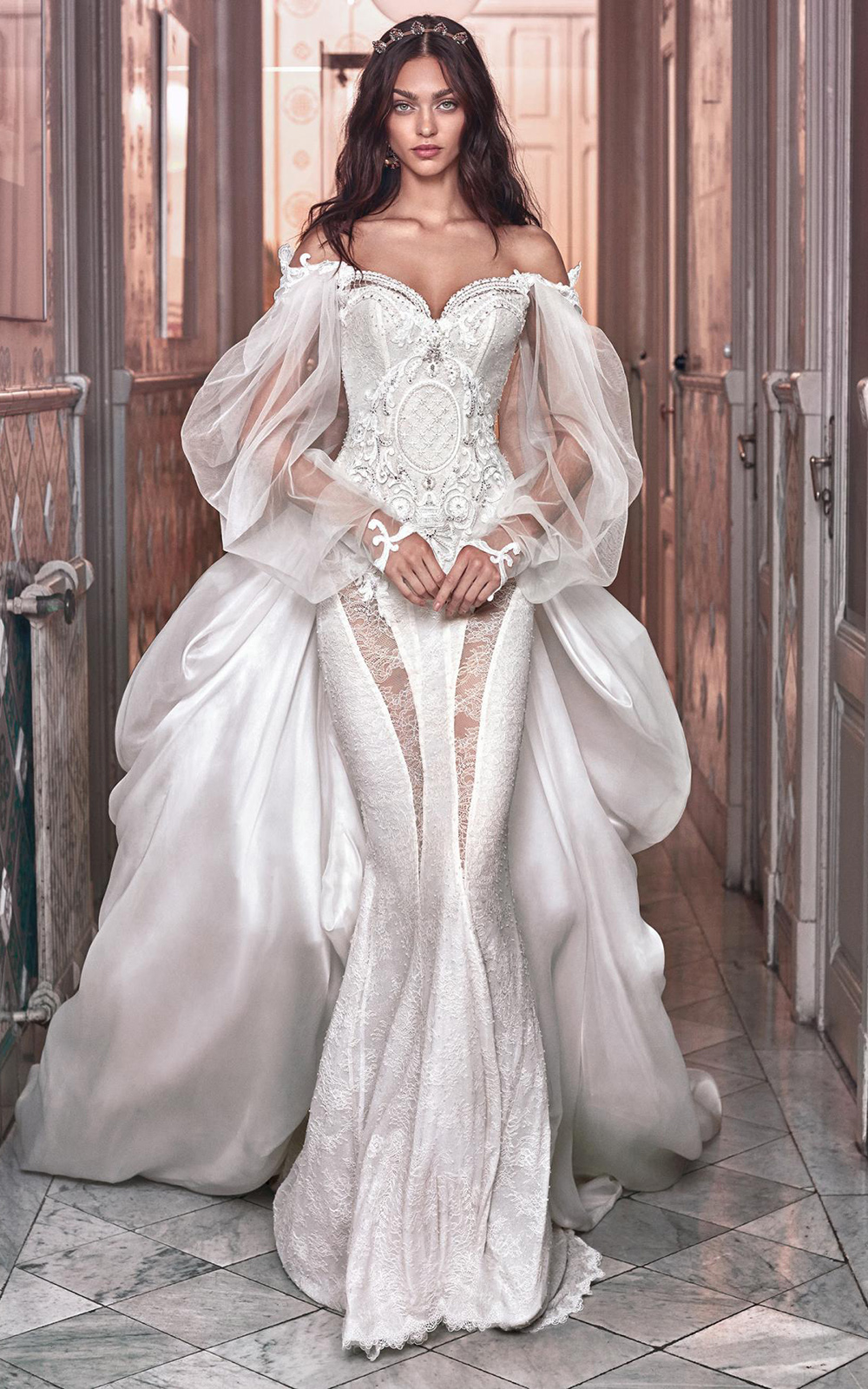 18 Victorian Wedding Dresses + FAQs