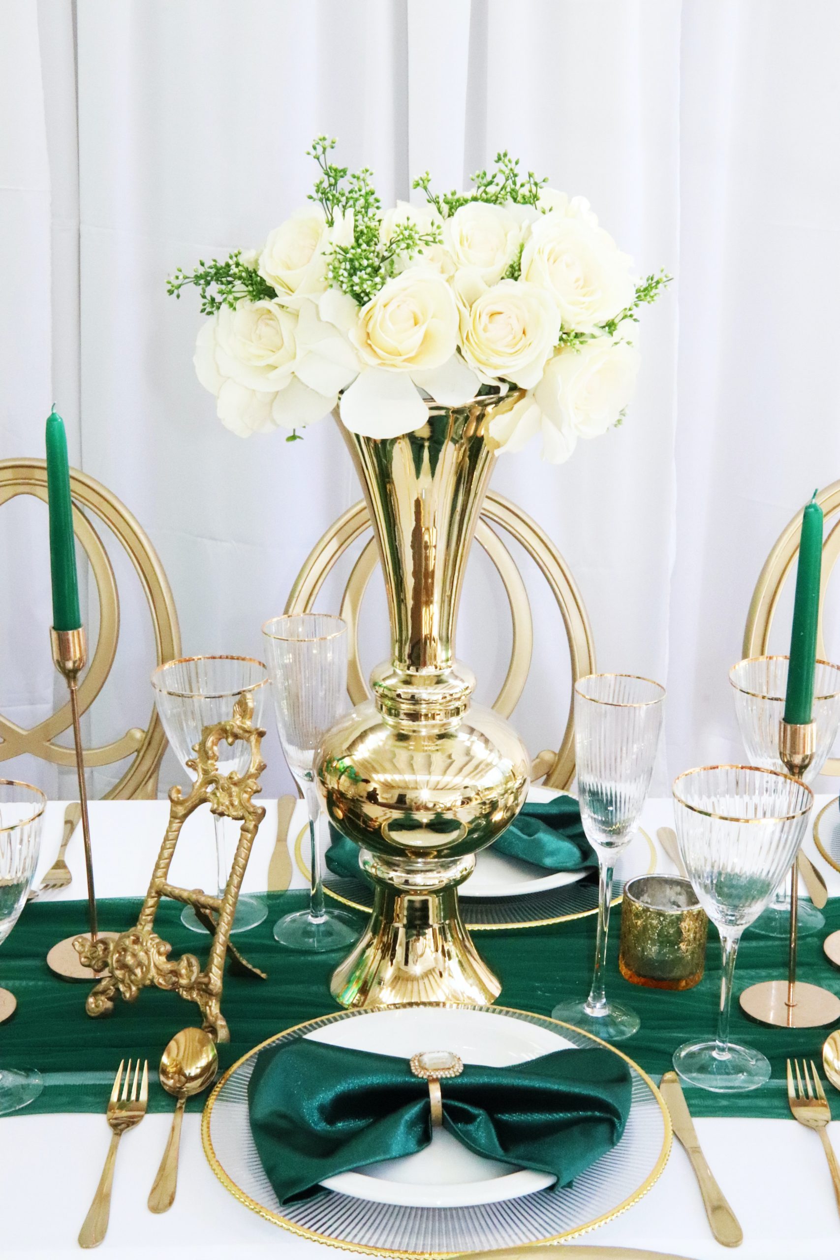 Gold Wedding Decorations: 33+ Ideas