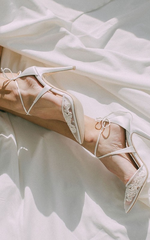 30 Lace Wedding Shoes: Best Ideas + FAQs