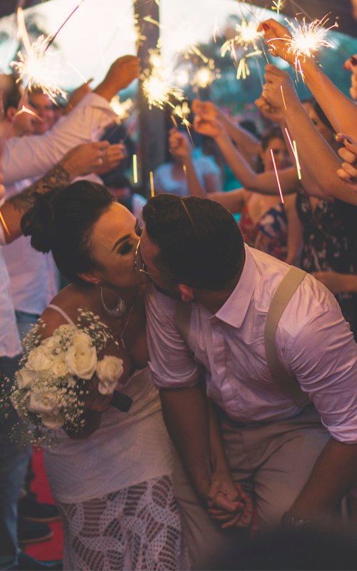 Popular Last Dance Wedding Songs To End The Night