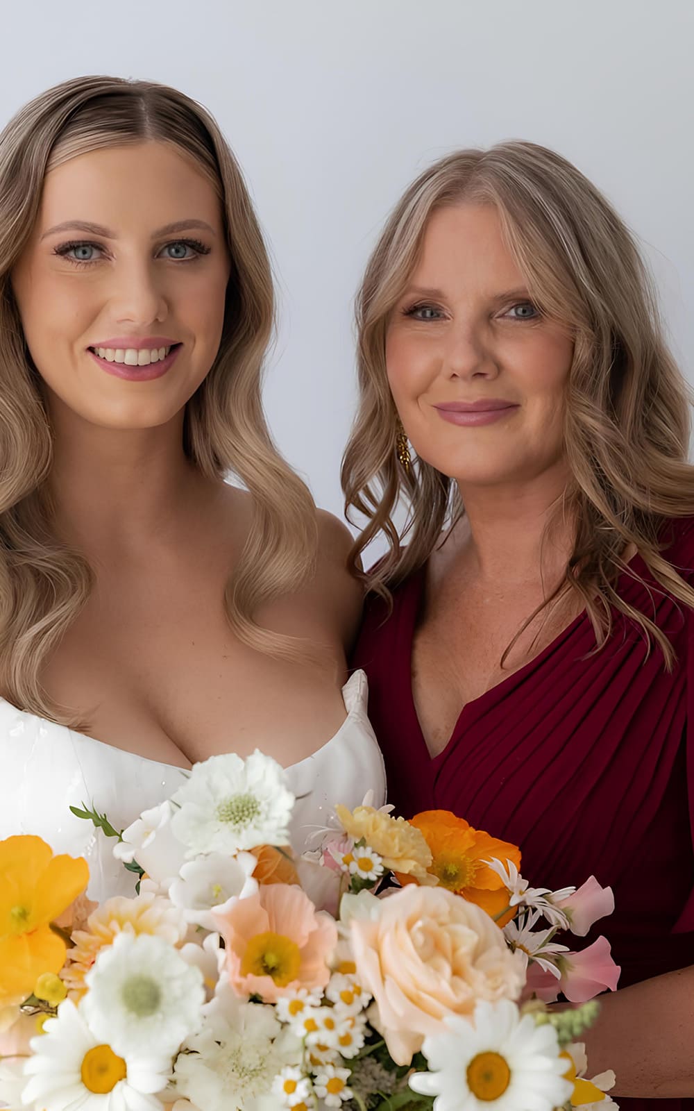 Mother Of The Bride Makeup Ideas 2025 [Guide + Tips]