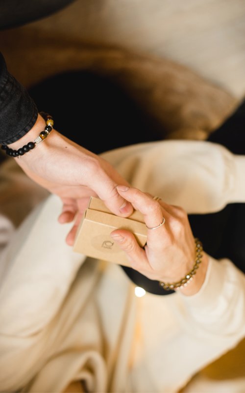 33 Top Personalized Wedding Gifts To Admire In 2025