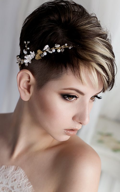 Pixie Wedding Hairstyles Ideas [2025 Guide & FAQs]