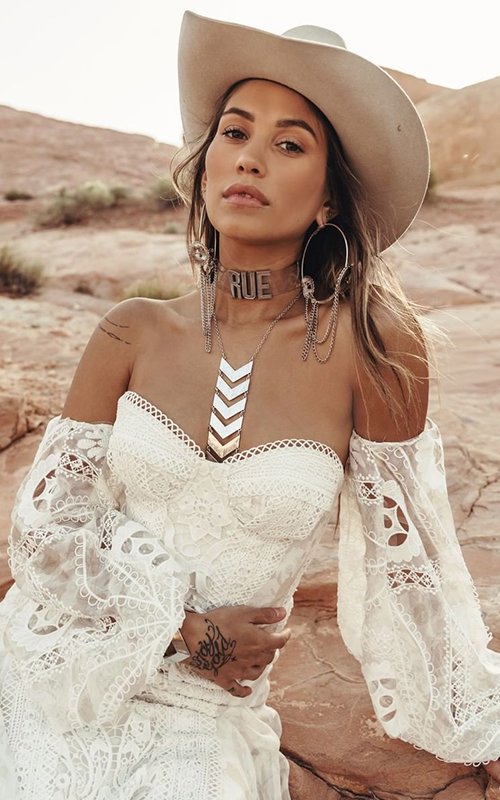 Rue De Seine Wedding Dresses: Your Guide to a Boho Wedlock