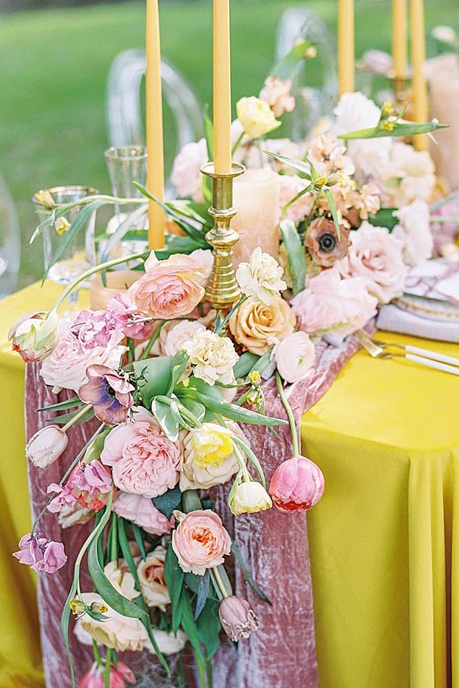 Tips For Spring Weddings In 2024 [With Photo Ideas]