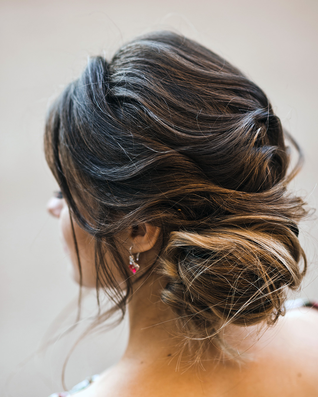 12 Wedding Hair Trends 2025 Guide + Expert Tips