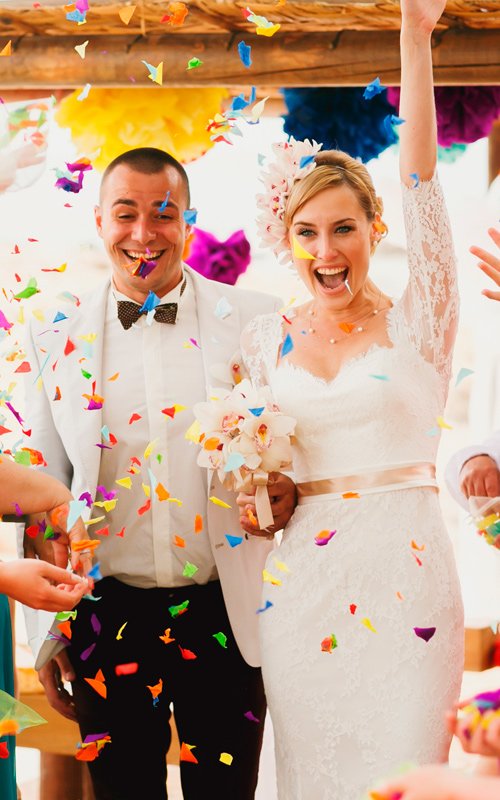 16 Totally Unique Wedding Party Entrances Ideas