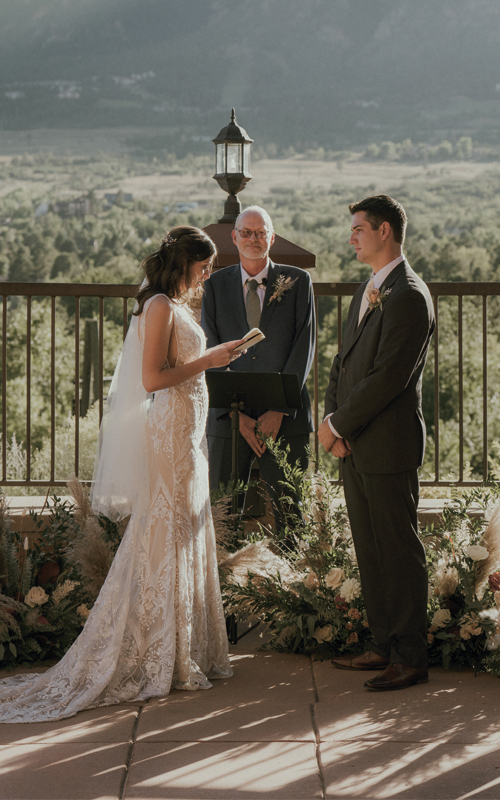 9 Wedding Sermons 2024 (Outline & Free Download)