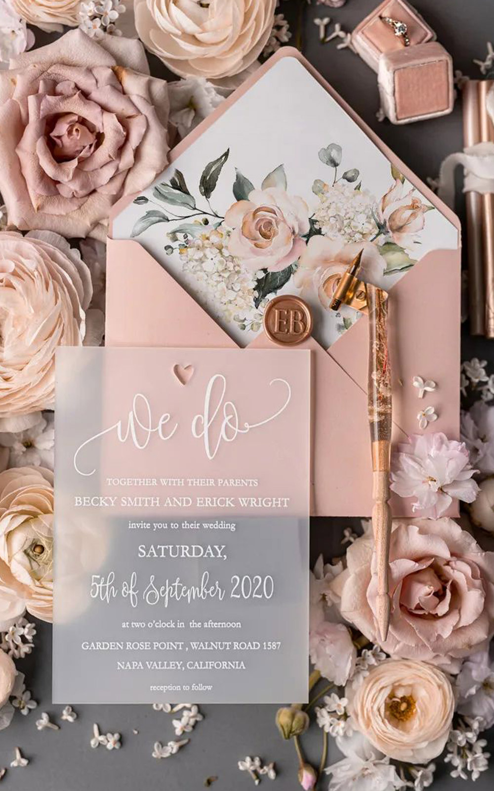 When to Send Wedding Invitations: Timing Tips for Perfectly Timed RSVPs
