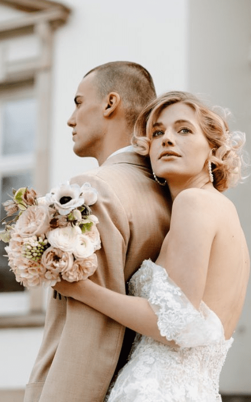 Memorable Wedding Time Capsule Ideas To Preserve Your Big Day